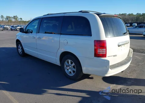 2008 Chrysler Town & Country Touring from USA, damaged, VIN 2A8HR54P08R637722